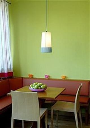 Business & Budget Hotel Tessin Mnichov Exteriér fotografie
